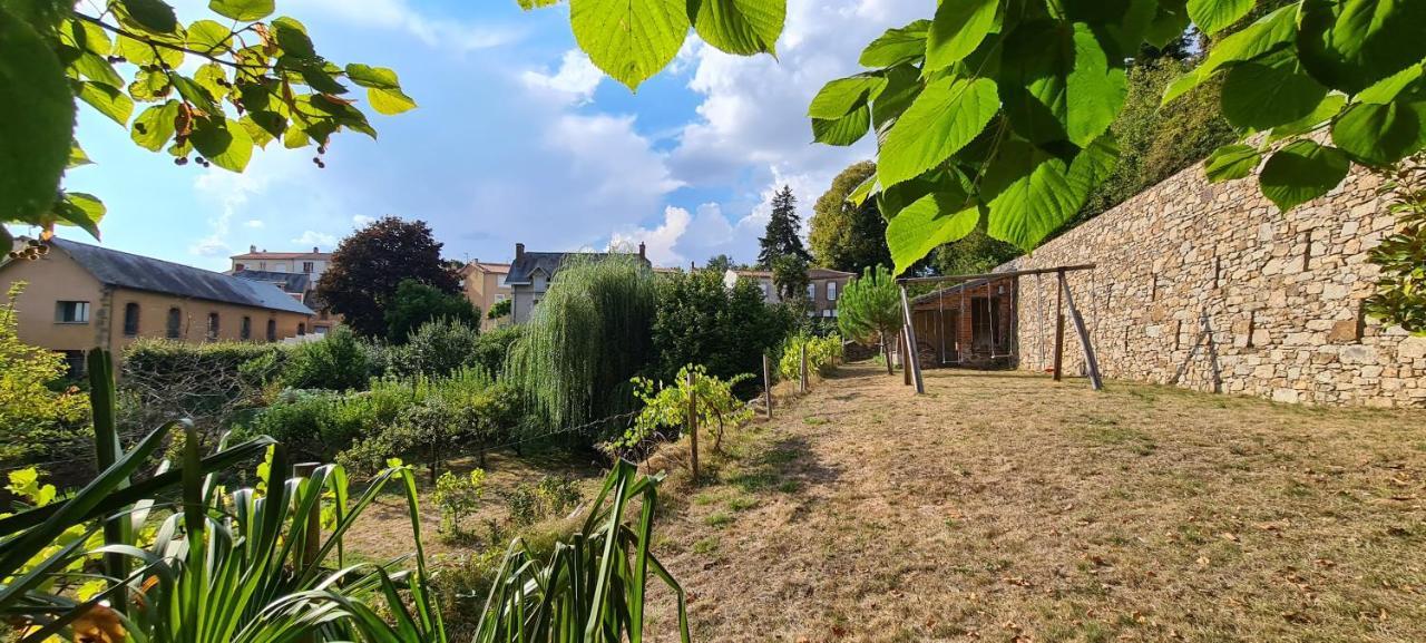 Les Hauts De St Jacques Maison D'Exception 300M2, Jardin Arbore 2000M2 Pouzauges Exterior photo